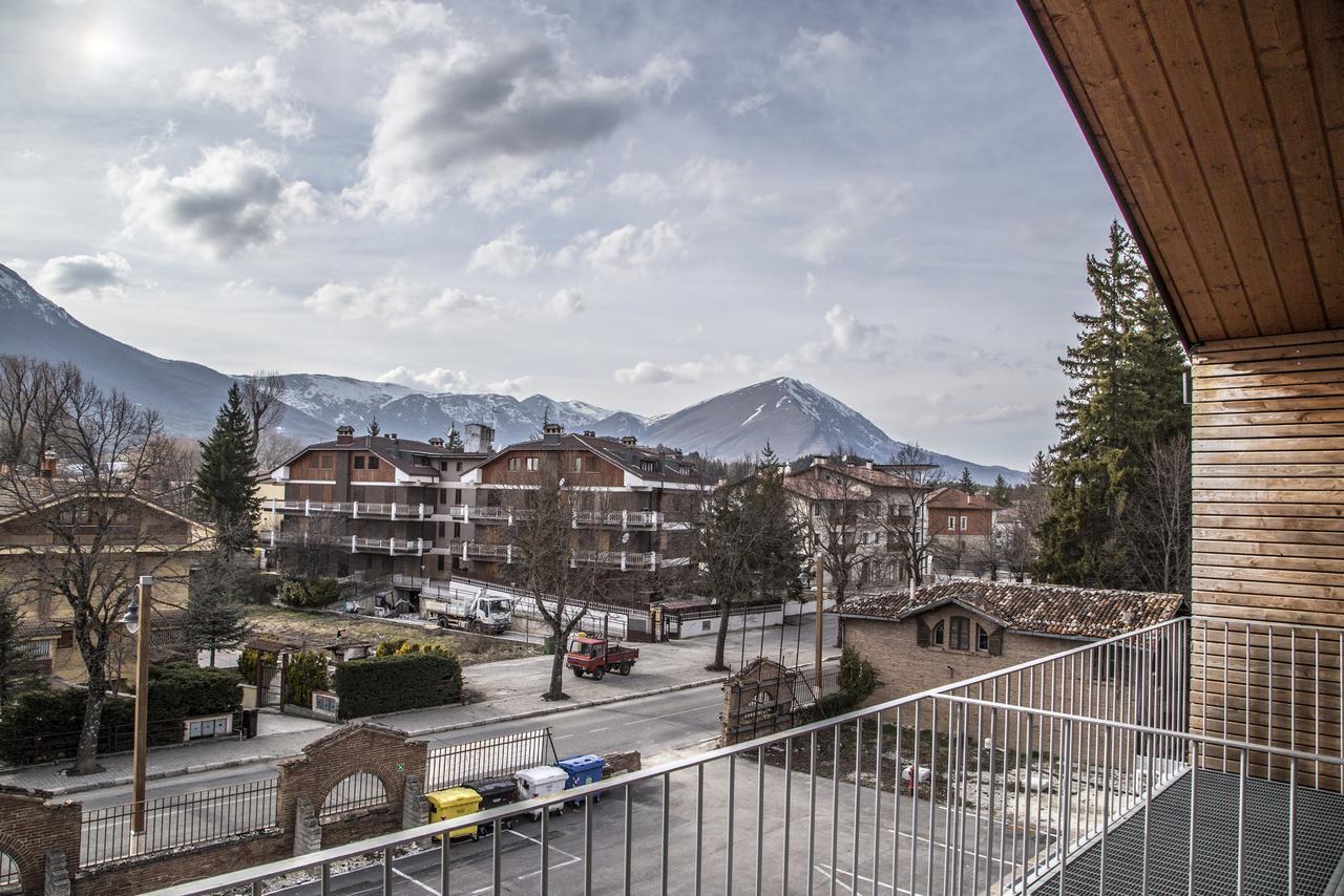 Grand Chalet Delle Rocche Rocca di Mezzo Exteriör bild